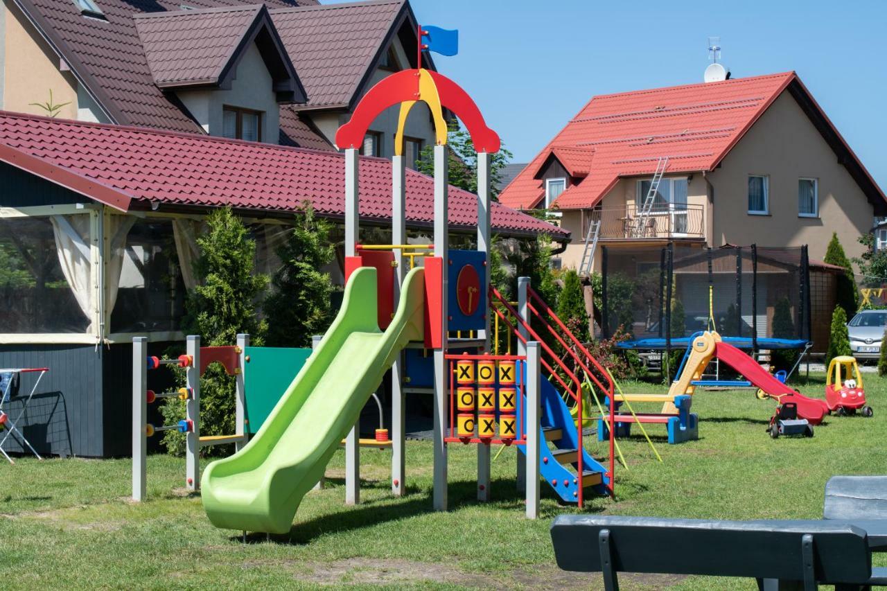 Dworek Karwia Wiosenna 8 Luaran gambar